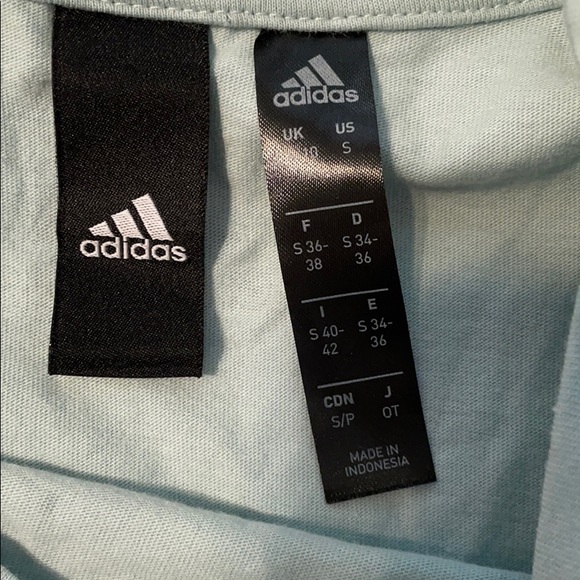 adidas tshirt - Picture 2 of 2